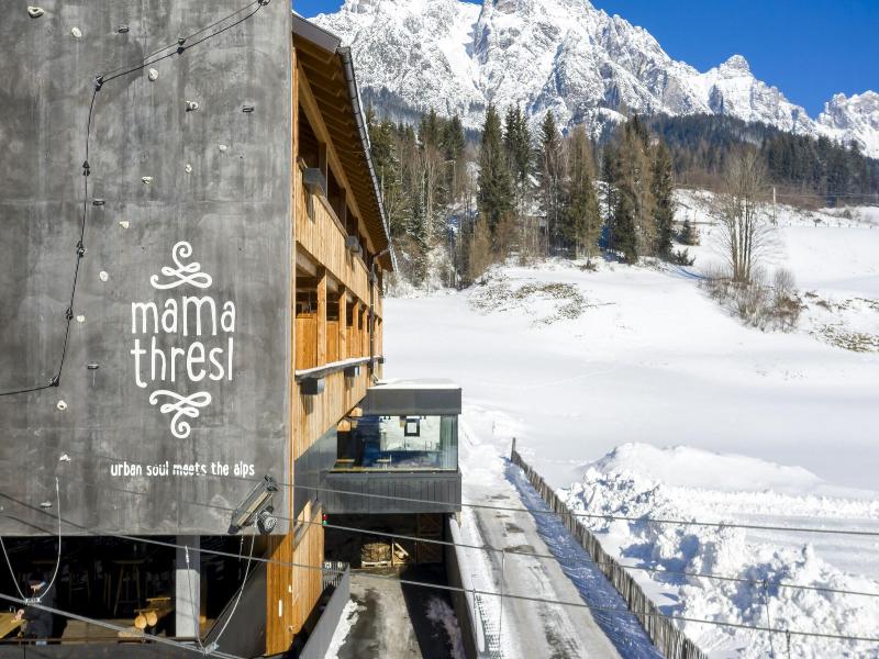 Mama Thresl image