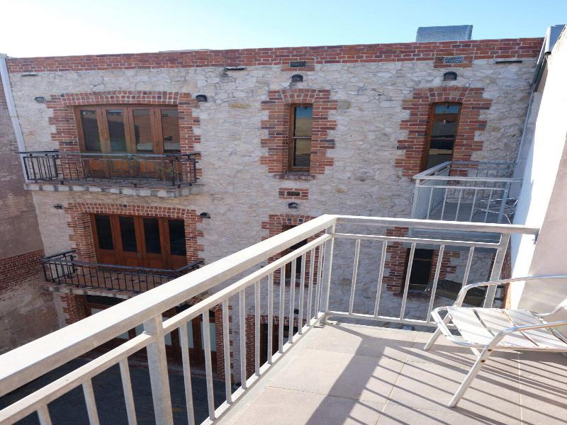 Rialto Apartments image