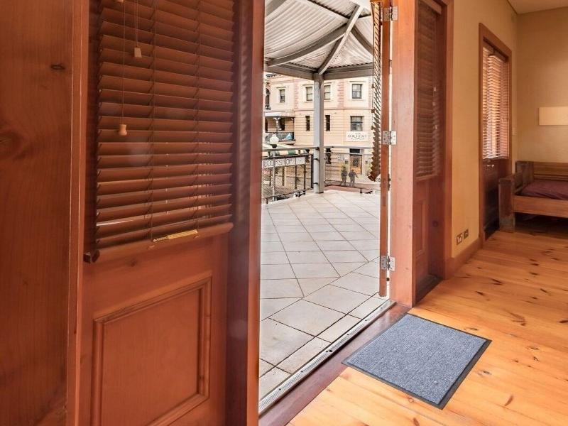 Rialto Apartments image