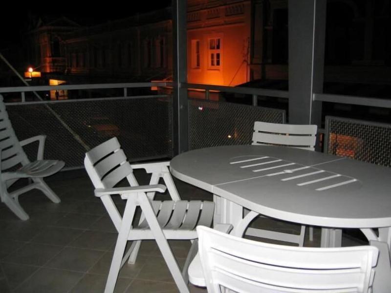 Rialto Apartments image