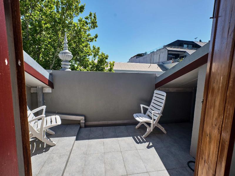 Rialto Apartments image