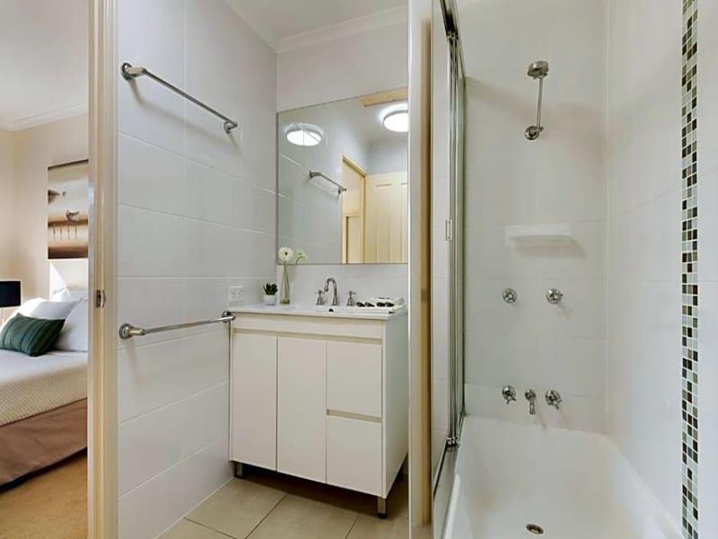 Terrapin Apartments image