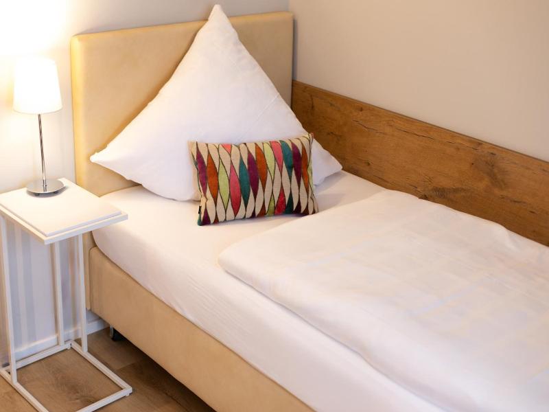 Herrnbrod Standecke Hotel image