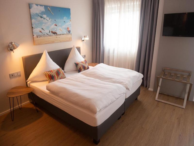 Herrnbrod Standecke Hotel image