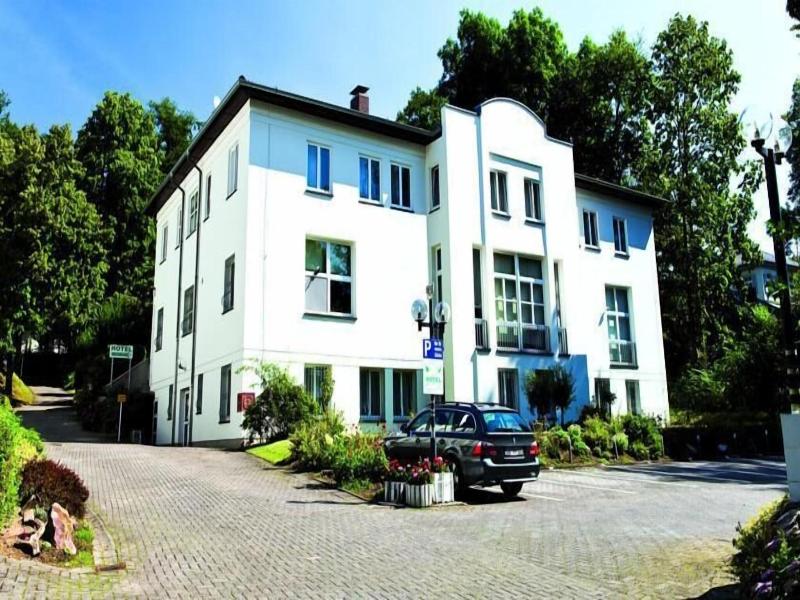 Hotel Haus Am Park image