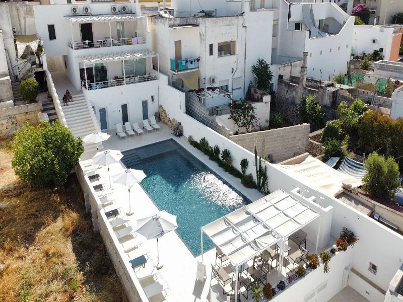Ts Residence image