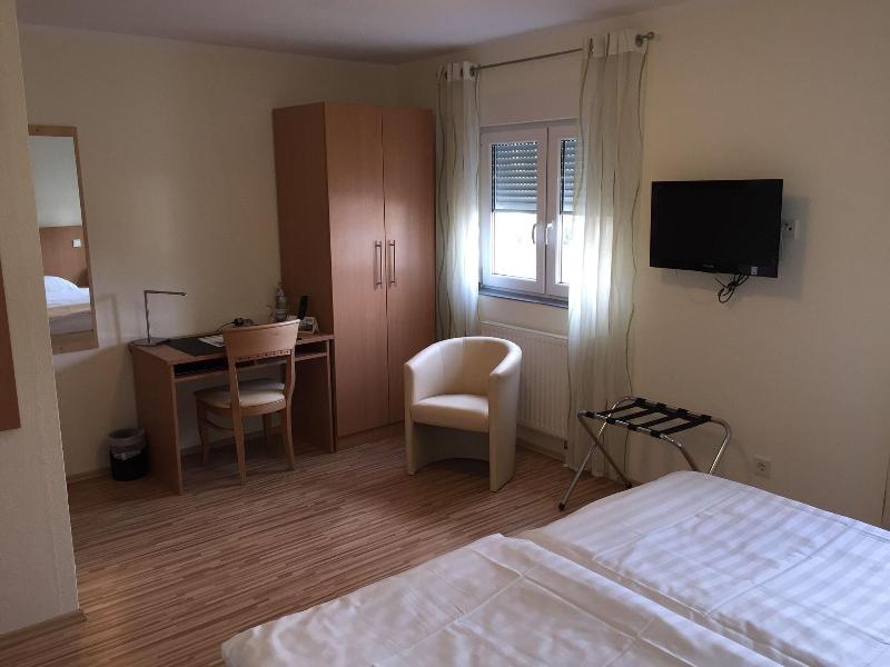 Pension Im Wirtshaus Himberg image