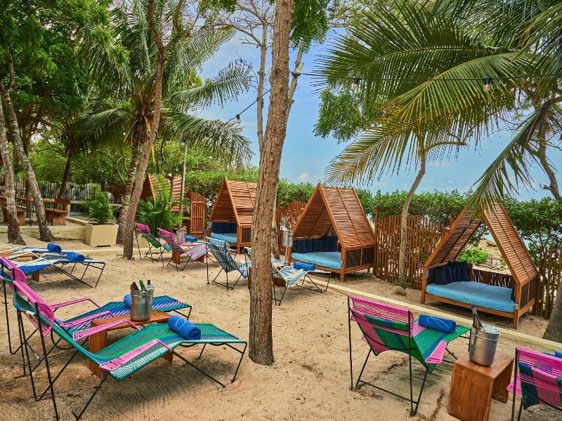 Blue Apple Beach House image