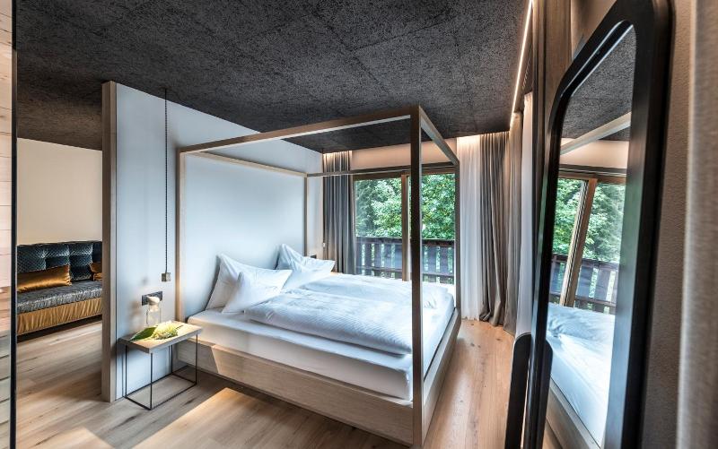 Hotel Bad Ratzes image