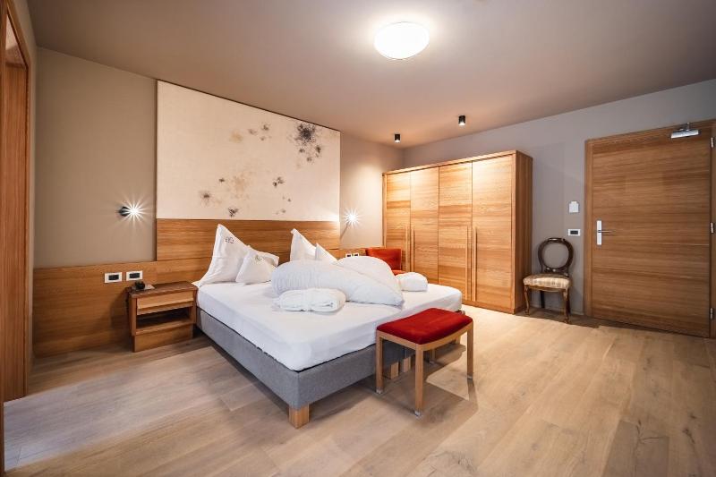 Hotel Bad Ratzes image
