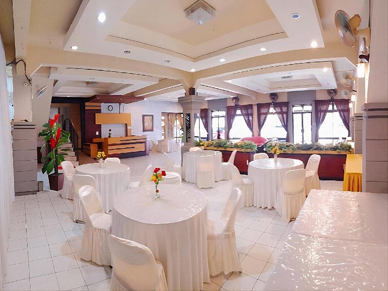 Sumber Ria Hotel image