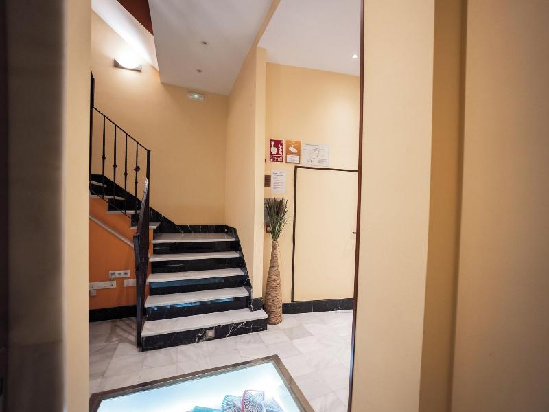 Apartamentos Reyes Catolicos image