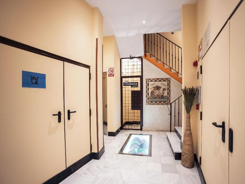 Apartamentos Reyes Catolicos image
