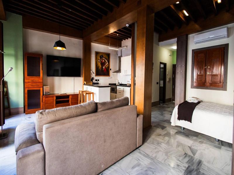 Apartamentos Reyes Catolicos image