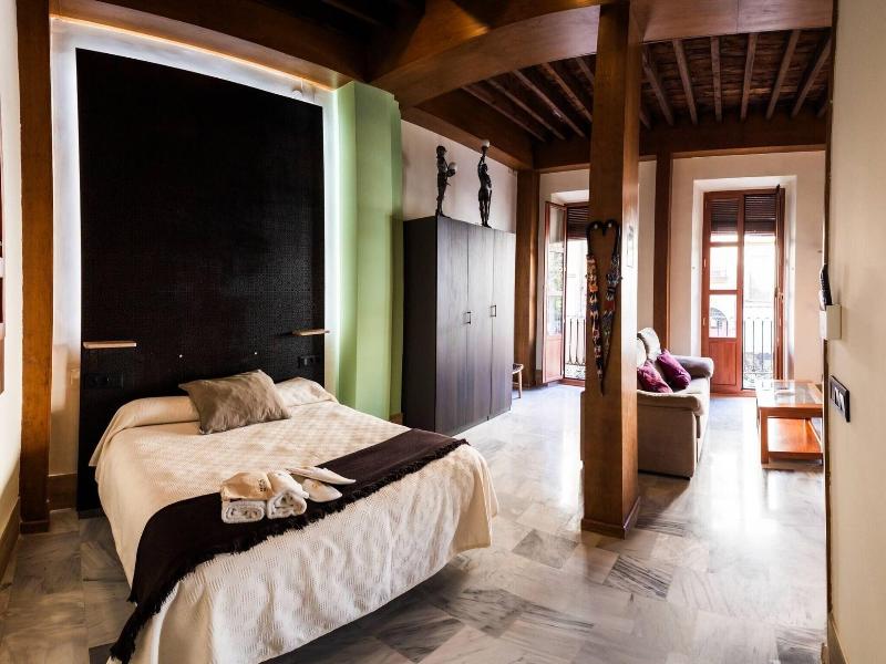Apartamentos Reyes Catolicos image