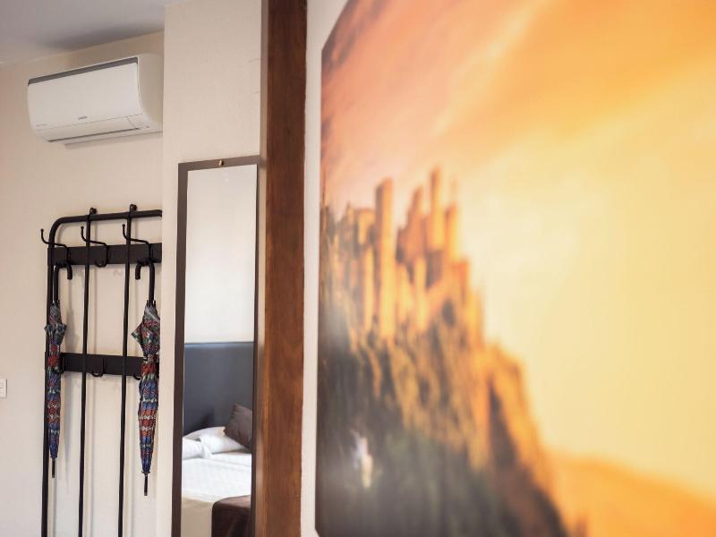 Apartamentos Reyes Catolicos image