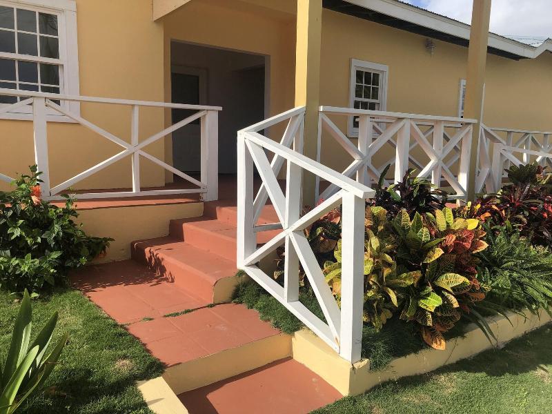 Rendezvous Bay Hotel image