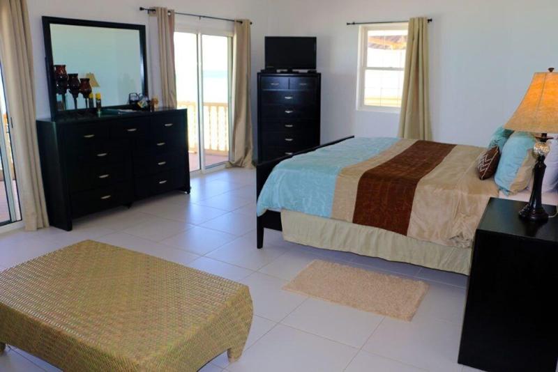 Rendezvous Bay Hotel image