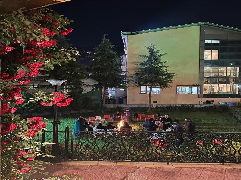 Hotel Daffodil image