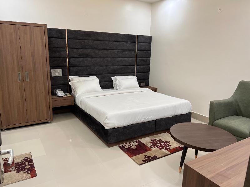 Narang Hotel