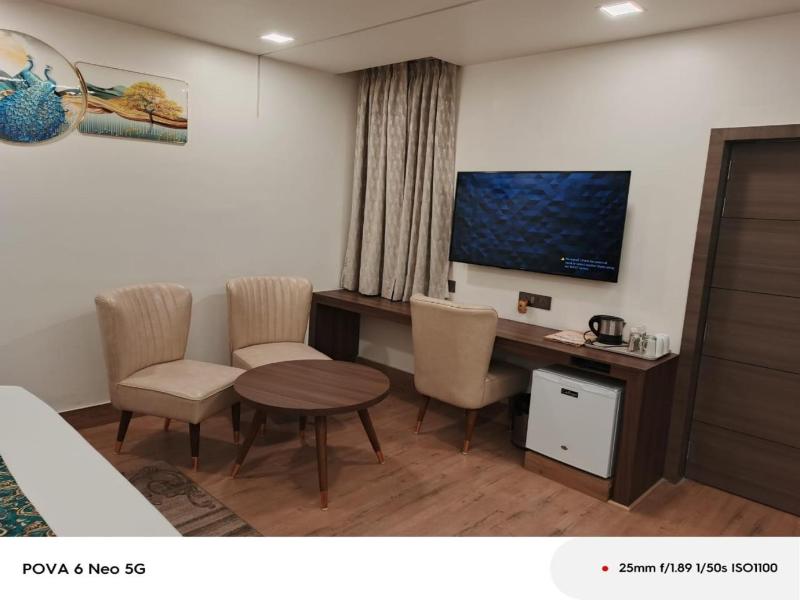 Narang Hotel