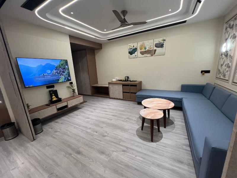 Narang Hotel