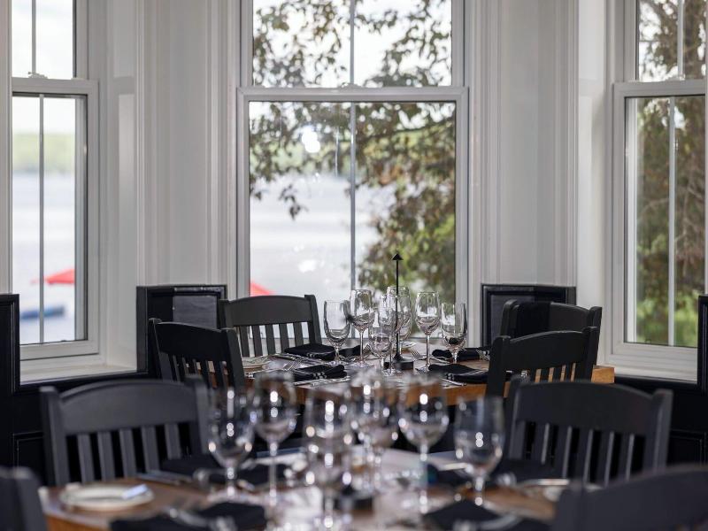 Port Cunnington Lodge Resort image