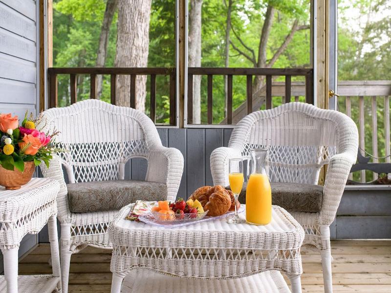 Port Cunnington Lodge Resort image