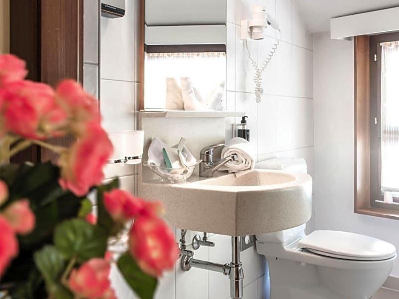 Hotel Porte D Octodure image