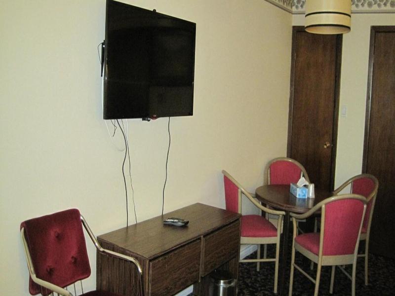 Rosecourt Motel image