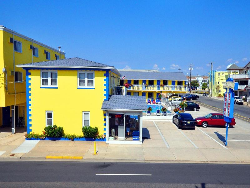 Nantucket Inn Suites