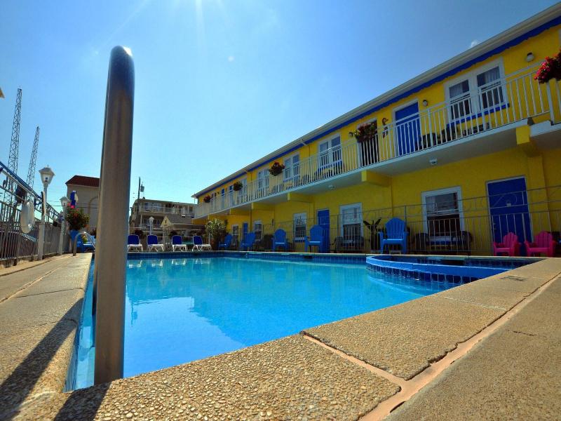 Nantucket Inn Suites