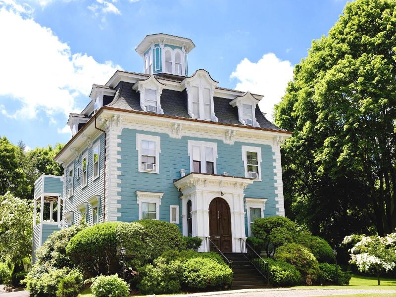 The Hotel Marblehead image
