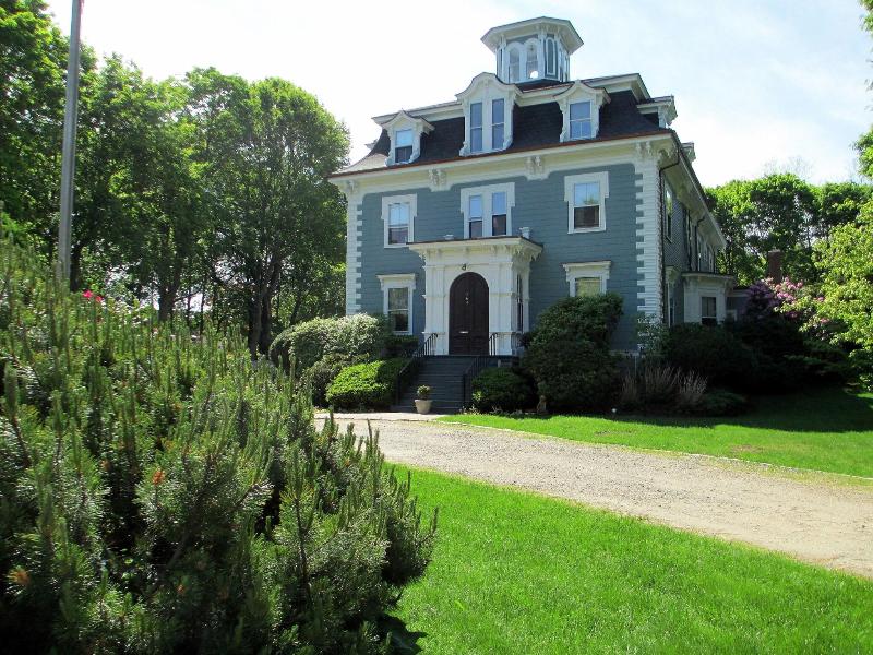 The Hotel Marblehead image