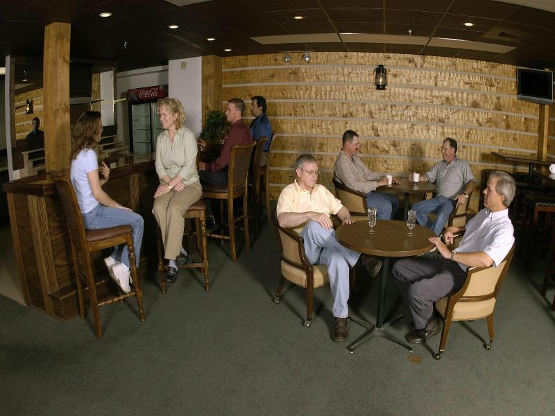 Riverbank Lodge