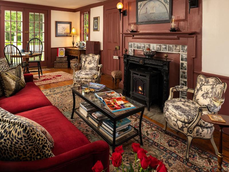 Waldo Emerson Inn image