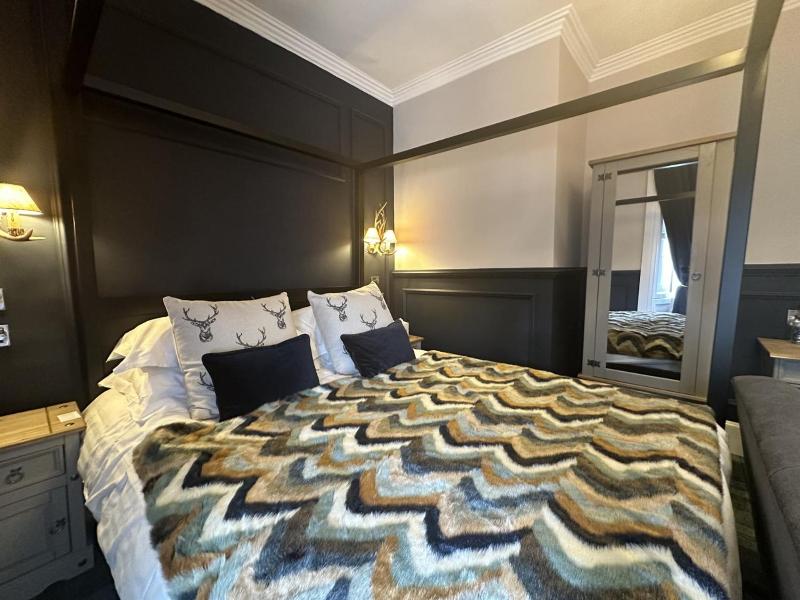 The Original Rosslyn Hotel image