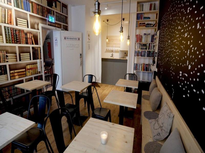 Old Kings Fussen Design Hostel image