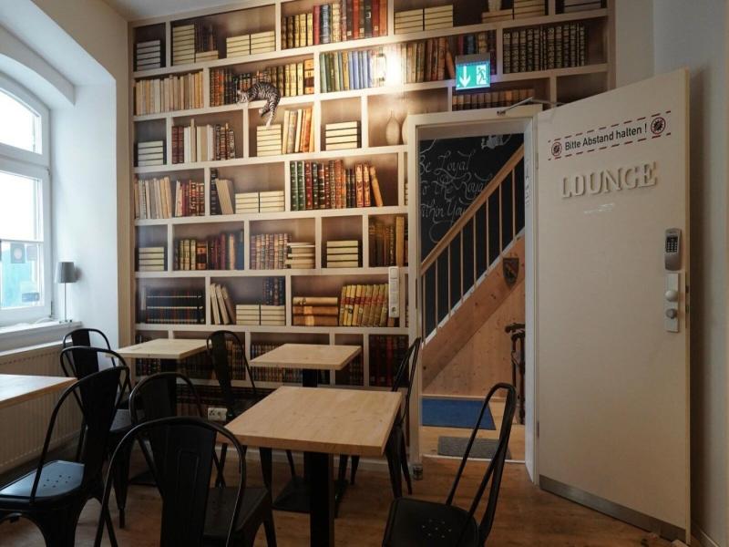 Old Kings Fussen Design Hostel image