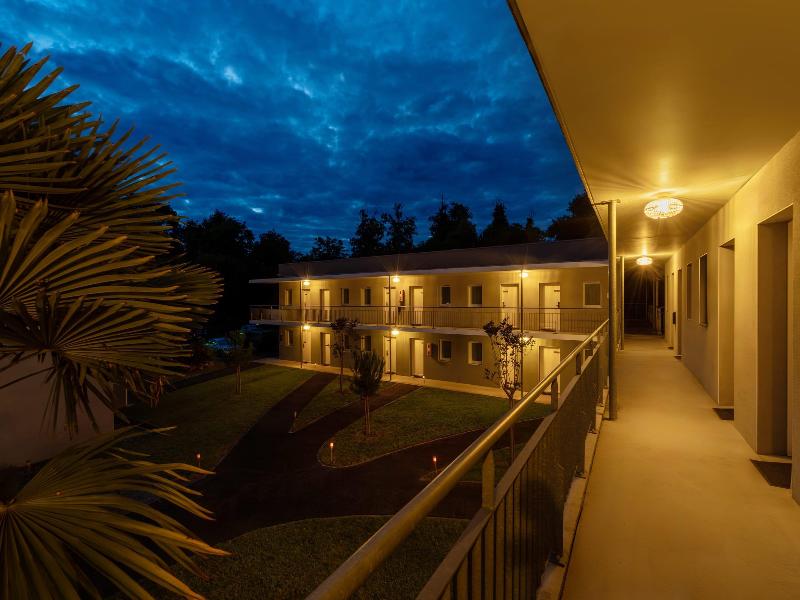 Sure Hôtel by Best Western Mont-de-Marsan image