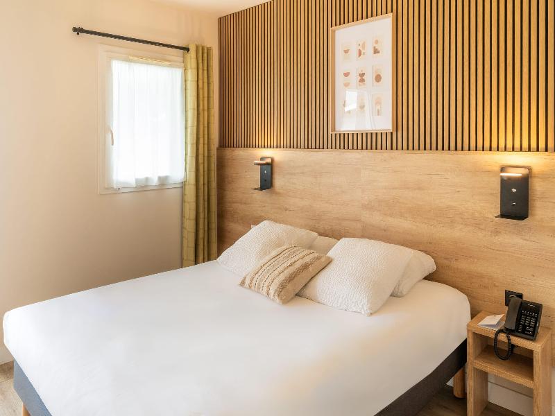 Sure Hôtel by Best Western Mont-de-Marsan image