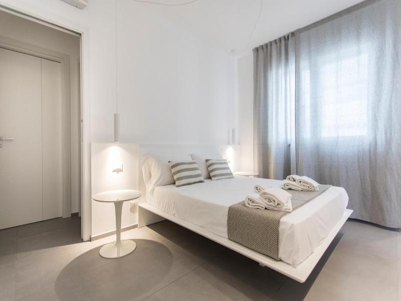 Le Ancore Luxury Apartments image