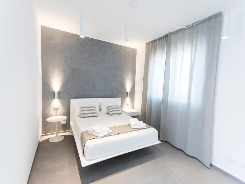 Le Ancore Luxury Apartments image