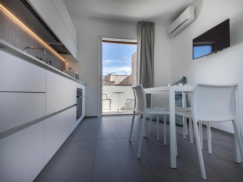 Le Ancore Luxury Apartments image