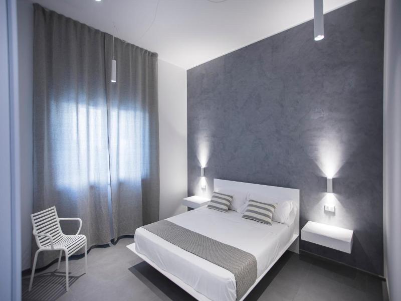 Le Ancore Luxury Apartments image