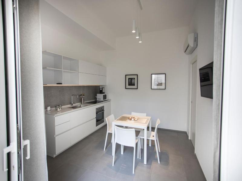 Le Ancore Luxury Apartments image