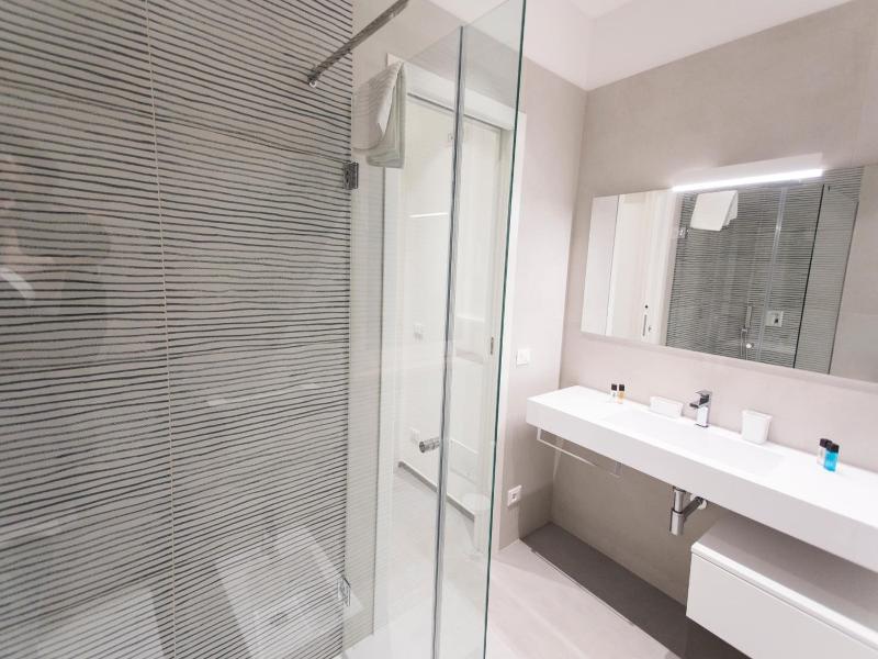 Le Ancore Luxury Apartments image