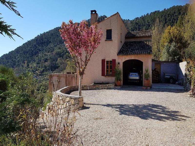 L Estuve Provencale image