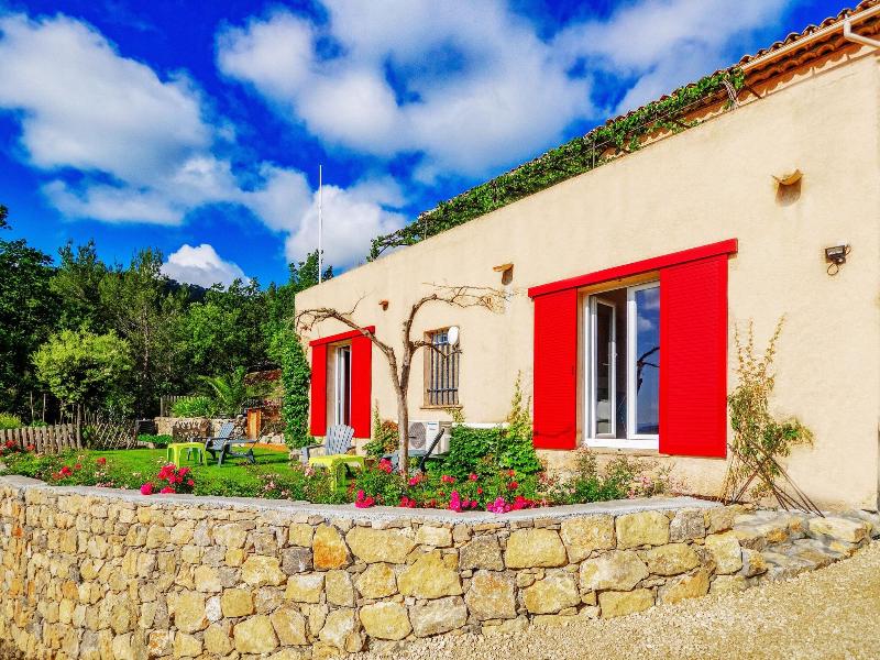 L Estuve Provencale image