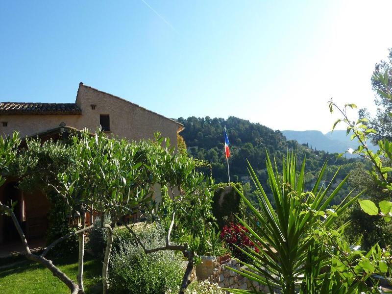 L Estuve Provencale image